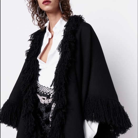 Zara WOOL BLEND FRINGED CAPE - Picture 2 of 7